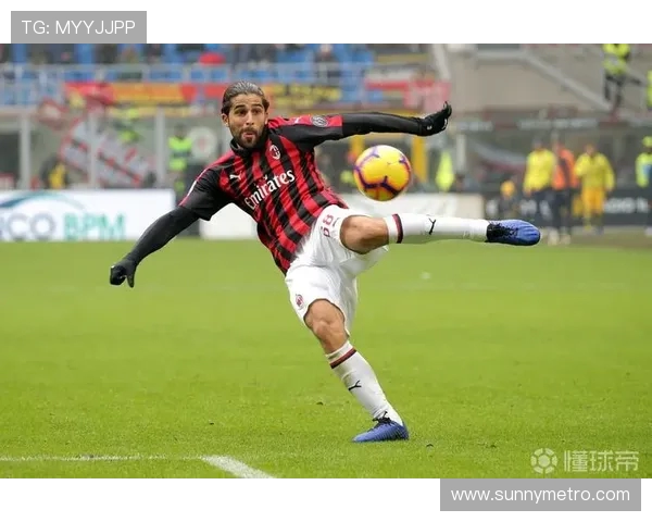 特奥加盟米兰引发震动罗称萌生去意亚沙里实力获广泛认可备受关注 特奥加盟米兰引发震动罗称萌生去意亚沙里实力获广泛认可备受关注